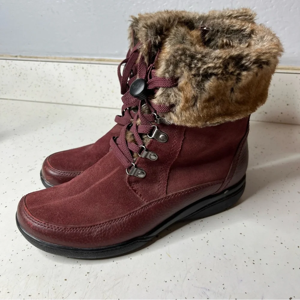 Clark’s Kearns Ramsey Boots Women’s 9.5M Burgundy Leather Faux Fur Lace Up Warm